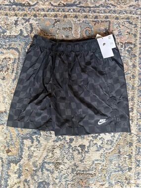 Nike Men's Club Flow Shorts - Black